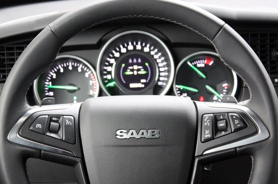  Saab 9-4X 2011 года  (фото 26 из 145)